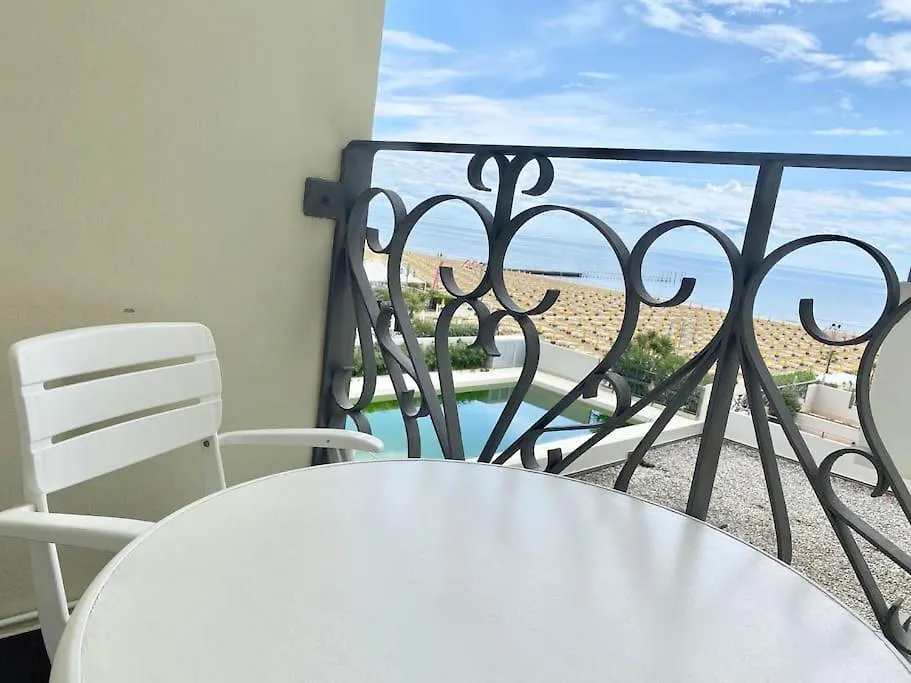 I Bagni 36 - Piazza Marconi Fronte Mare Con Piscina - Immobil Relax Apartment Lido di Jesolo 0*,  Italy