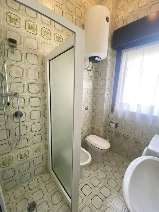 I Bagni 36 - Piazza Marconi Fronte Mare Con Piscina - Immobil Relax Apartment Lido di Jesolo