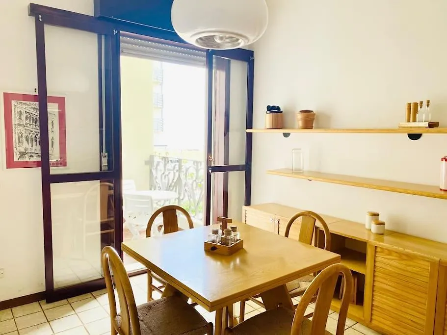 I Bagni 36 - Piazza Marconi Fronte Mare Con Piscina - Immobil Relax Apartment Lido di Jesolo